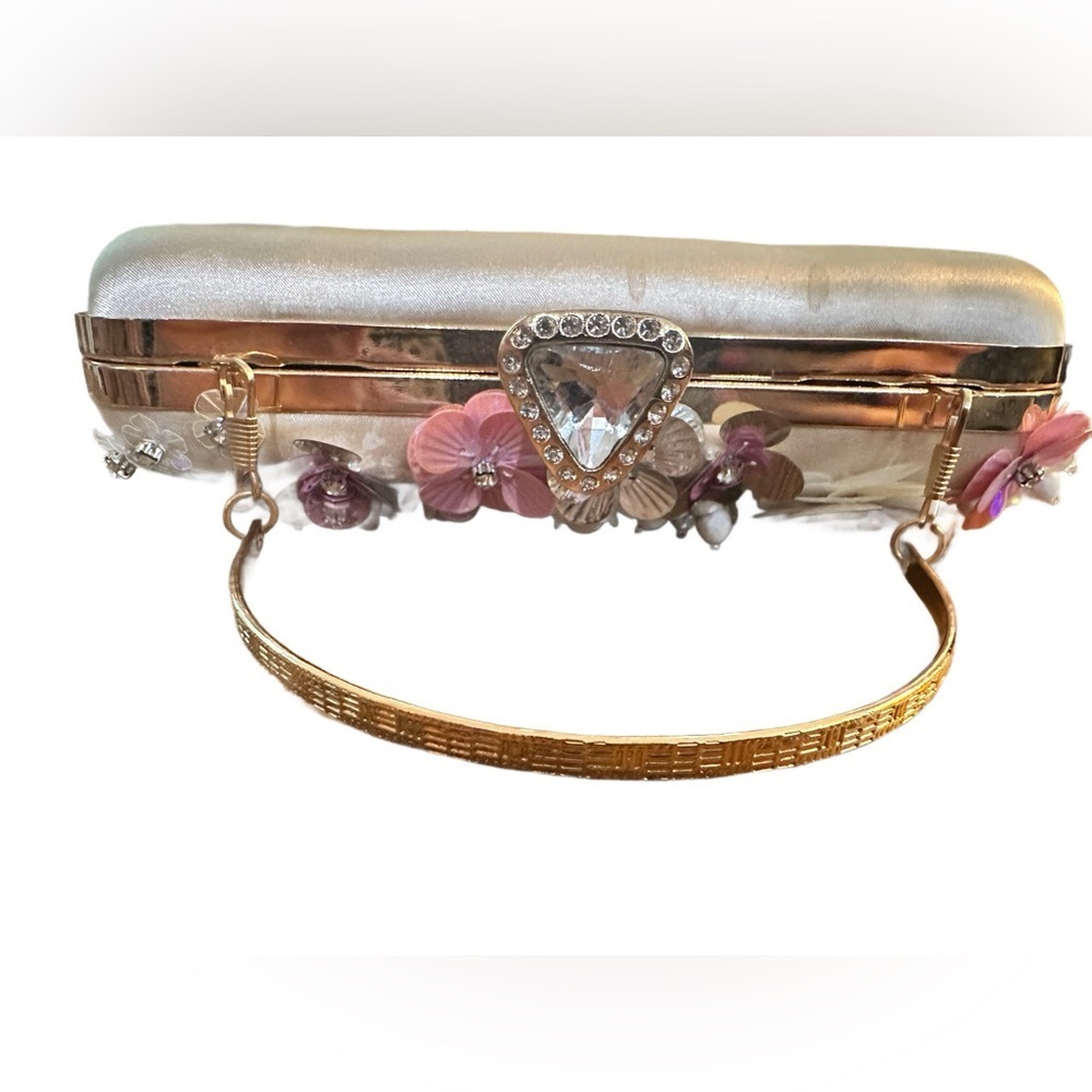 Floral Embellished Clutch with Chain - Picture 3 of 6